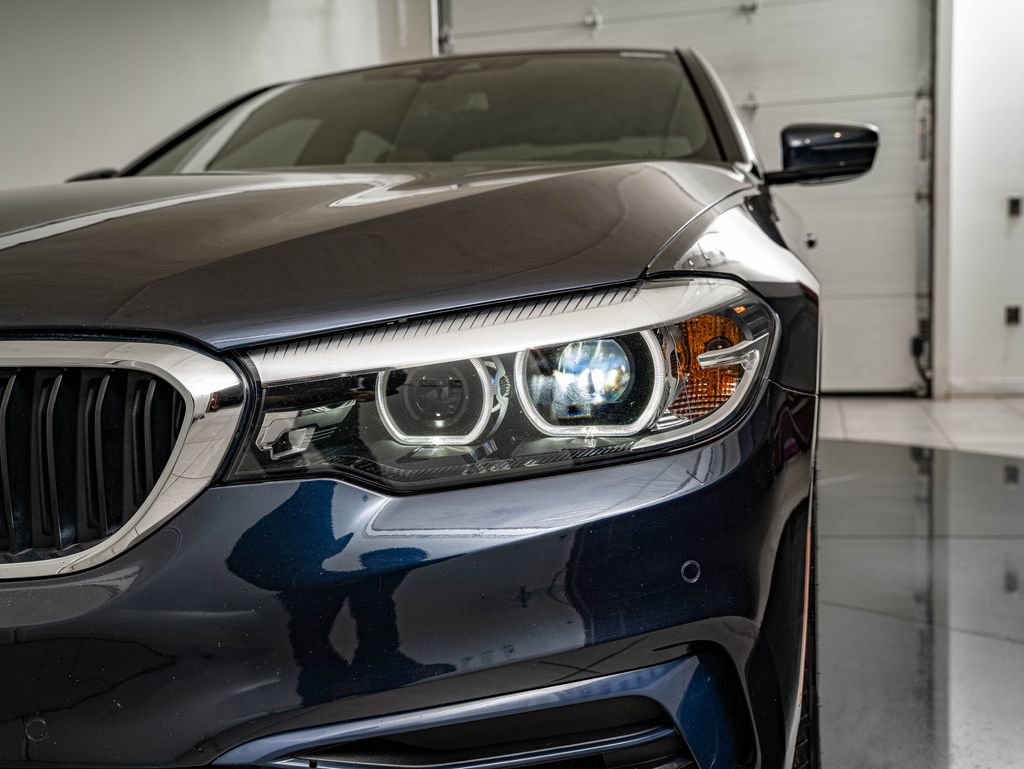 Used 2020 BMW 540i xDrive w/ Premium Package AWD/4WD image 13