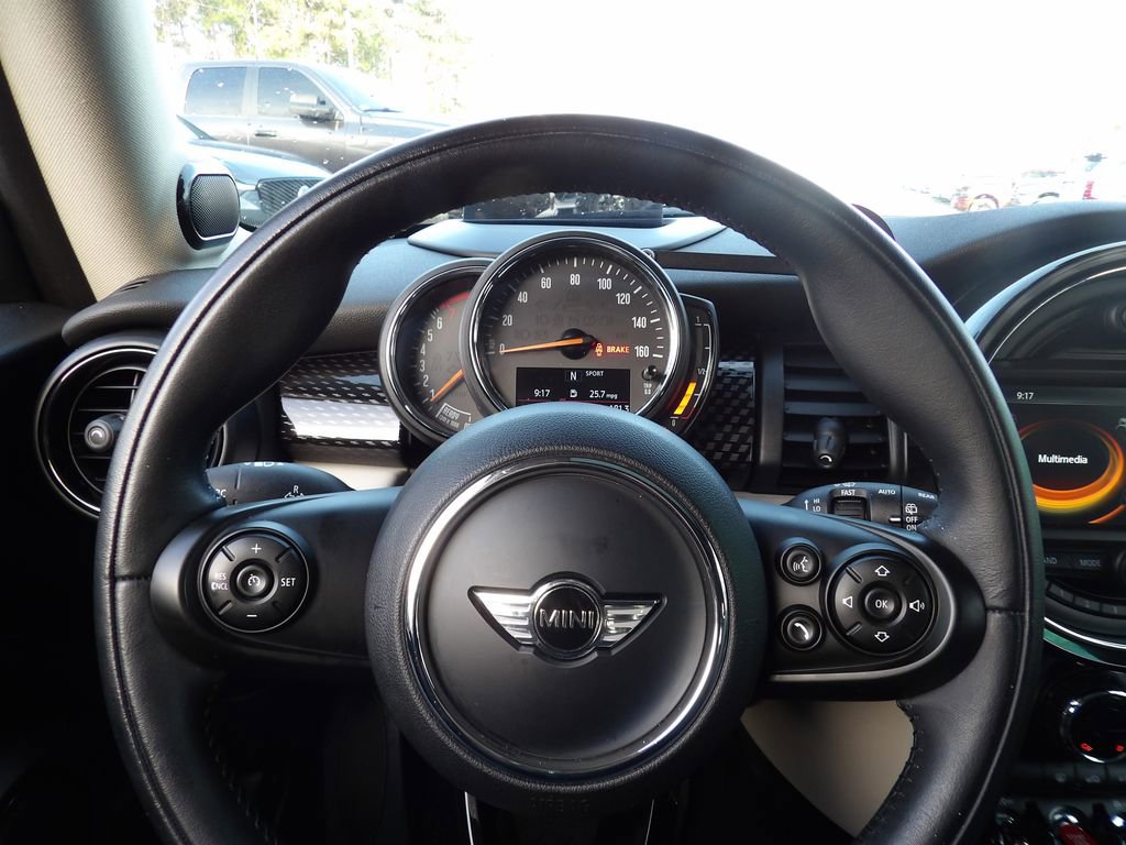 Used 2018 MINI Cooper S image 15