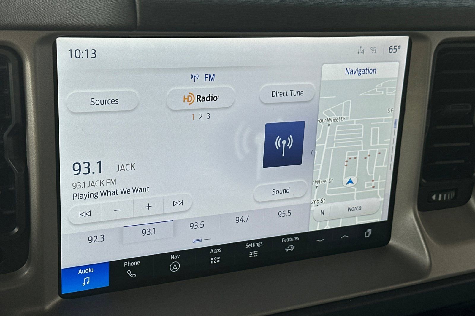 Used 2025 Ford Bronco Outer Banks image 18