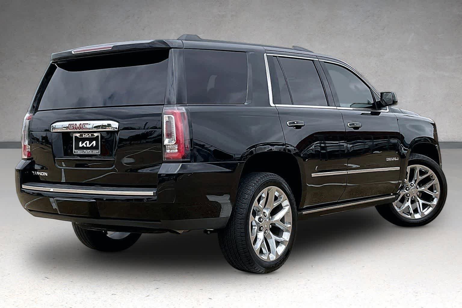 Used 2020 GMC Yukon Denali w/ Denali Premium Package RWD image 22