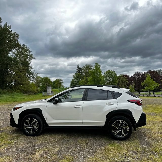 Used 2024 Subaru Crosstrek 2.0i Premium AWD/4WD image 5