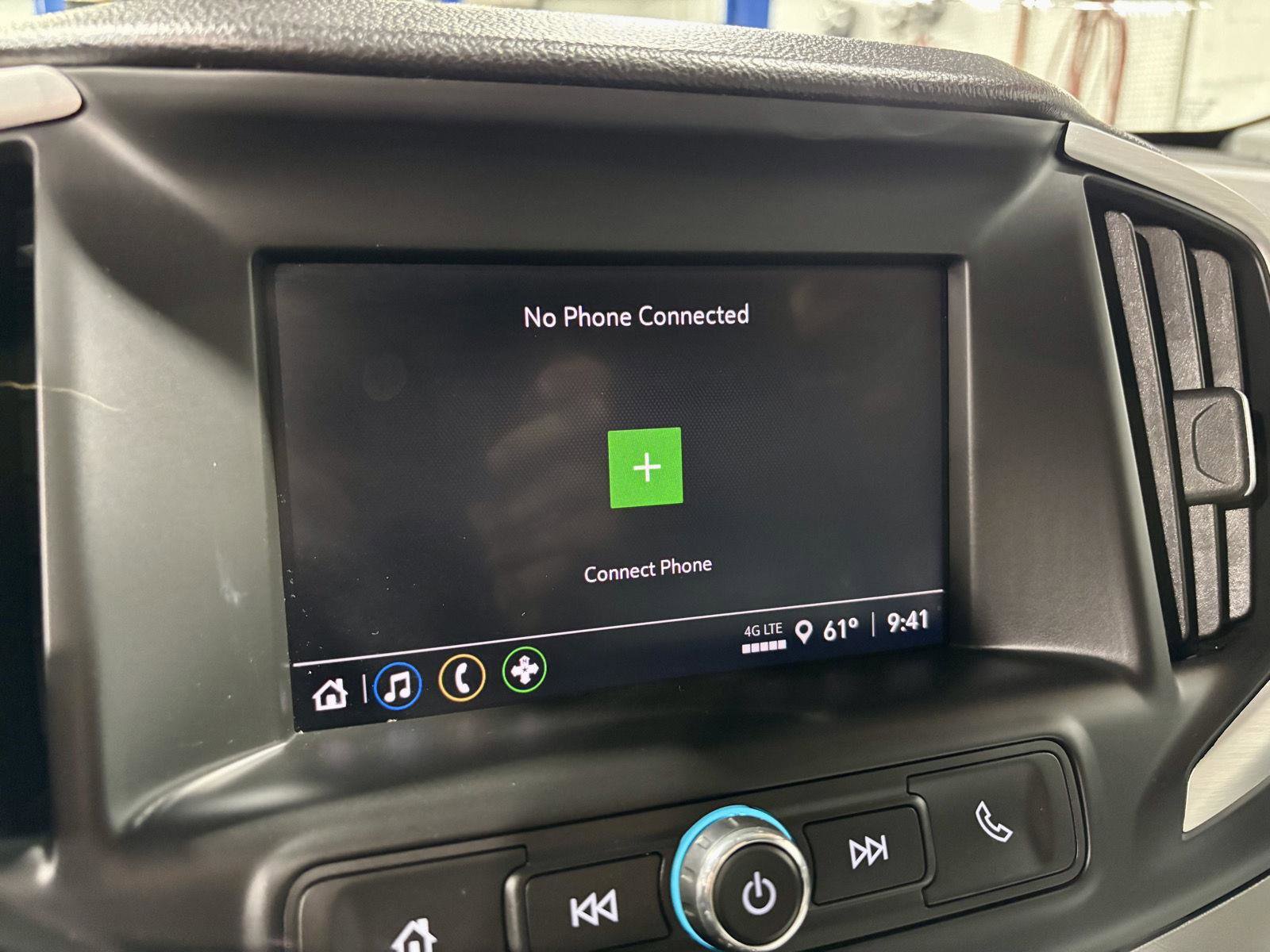 Used 2023 GMC Terrain SLE w/ Driver Convenience Package image 38