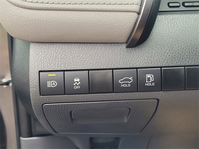 Used 2024 Toyota Camry LE image 25