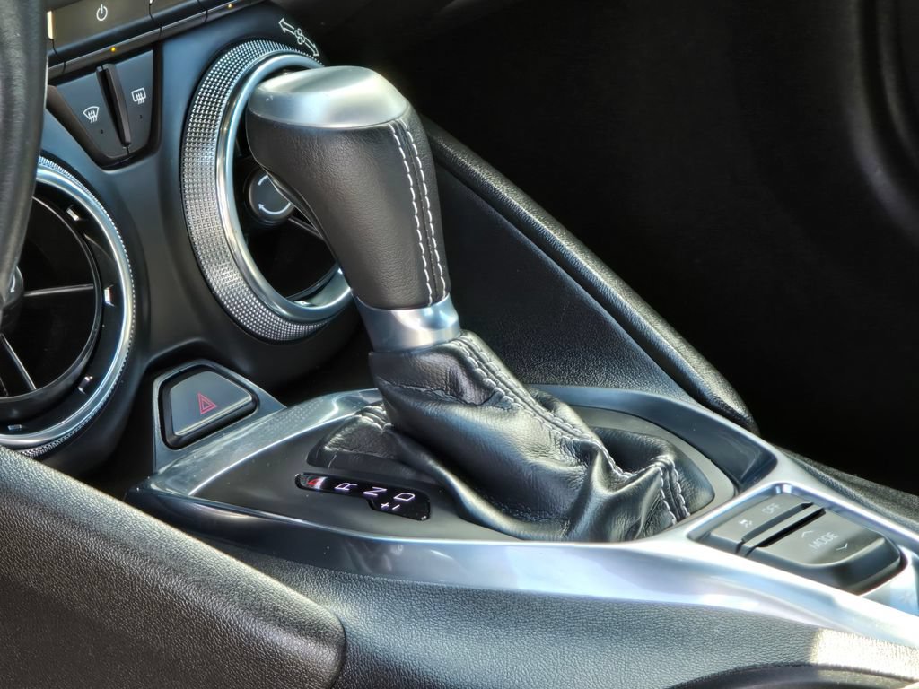 Certified 2023 Chevrolet Camaro LT RWD image 24