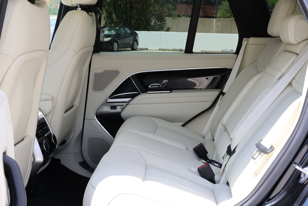 New 2026 Land Rover Range Rover SE AWD/4WD image 25