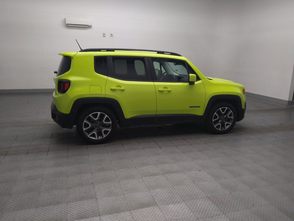 Used 2017 Jeep Renegade Latitude w/ Popular Equipment Group FWD image 10