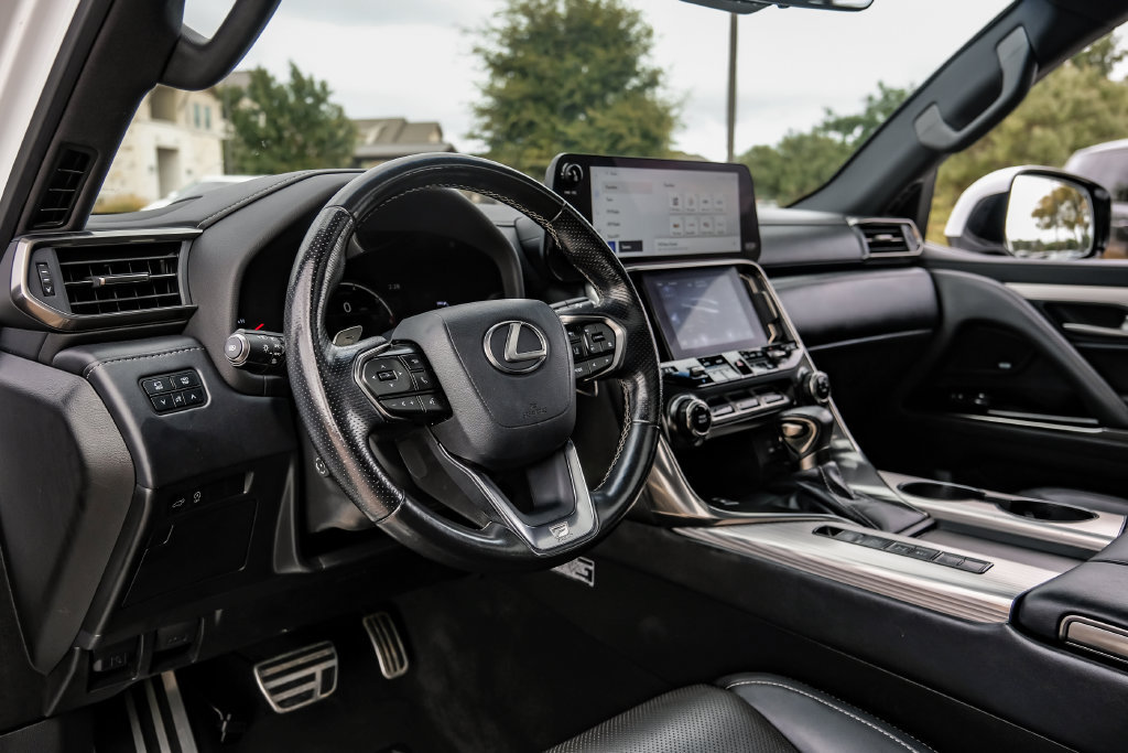 Used 2024 Lexus LX 600 F Sport AWD/4WD image 12