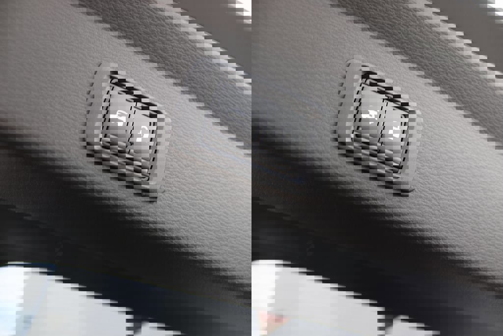 New 2026 Mitsubishi Outlander SE image 36