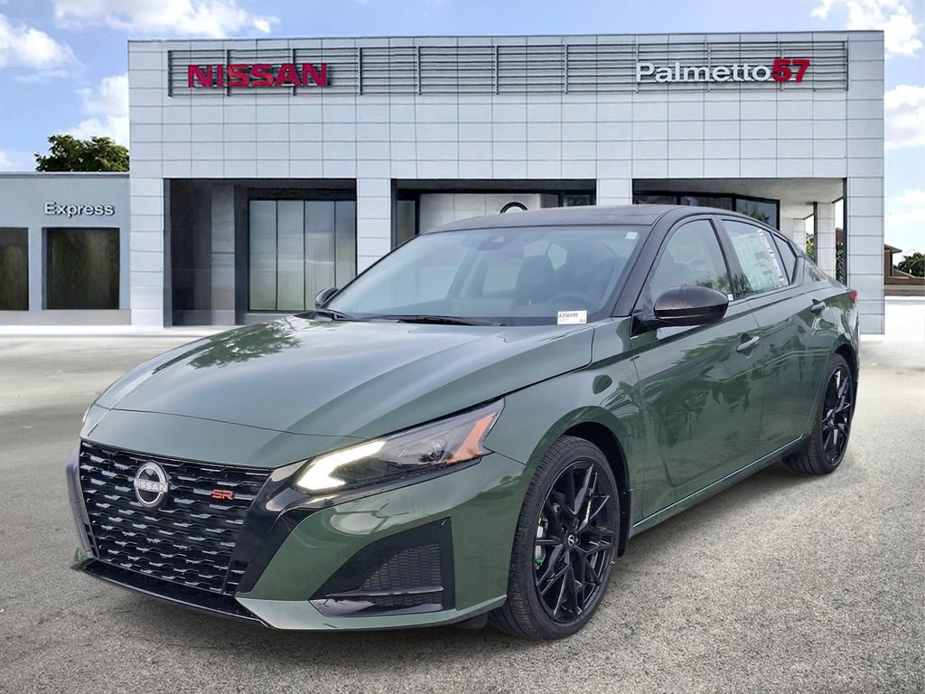 New 2026 Nissan Altima 2.5 SR w/ SR Midnight Edition Package FWD image 3