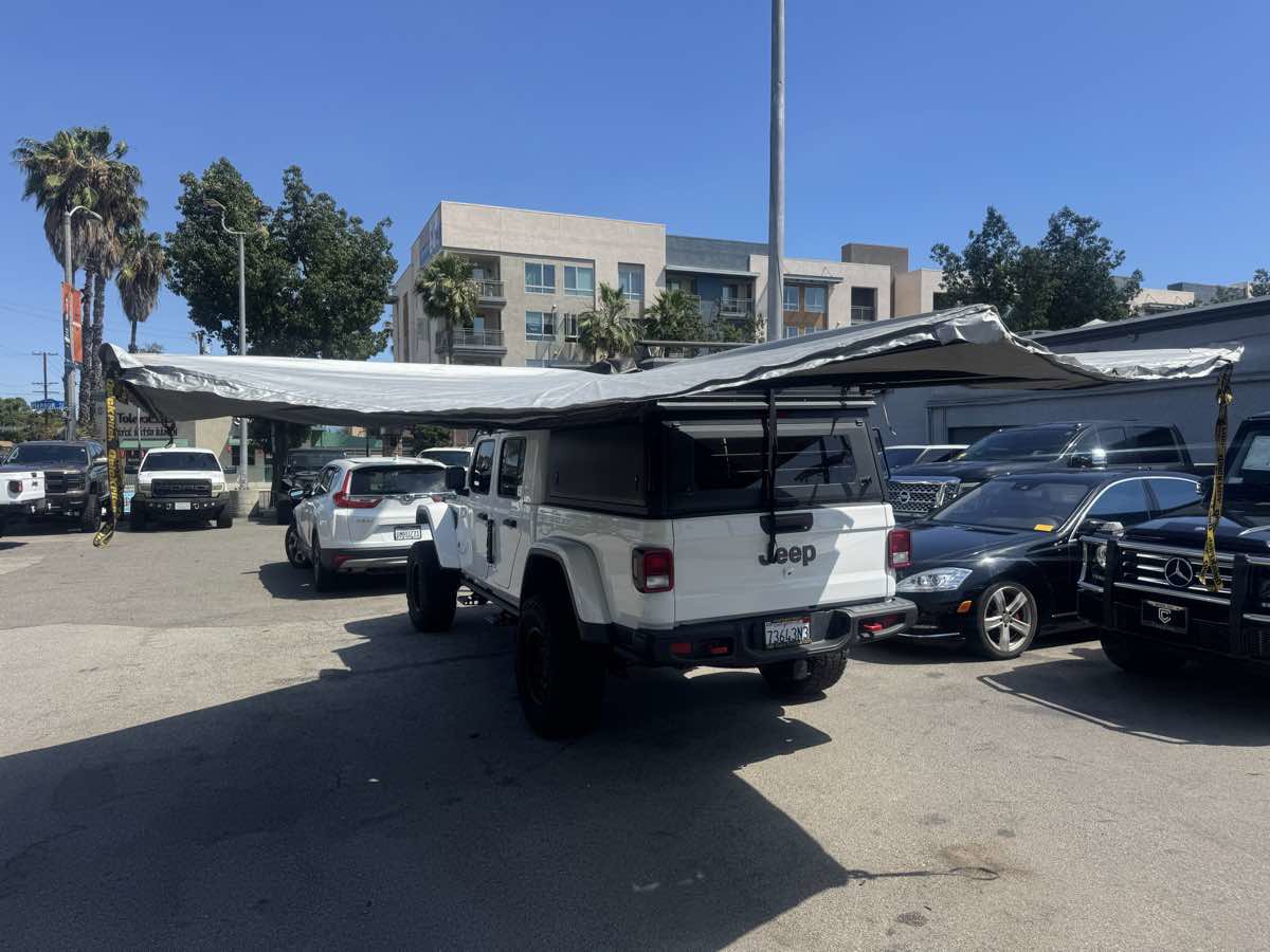 Used 2022 Jeep Gladiator Rubicon AWD/4WD image 37
