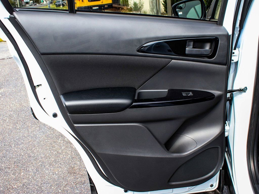 New 2026 Mitsubishi Eclipse Cross LE image 12