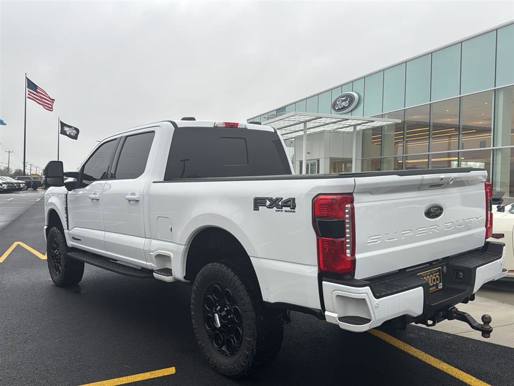Used 2023 Ford F250 XLT w/ Black Appearance Package image 14