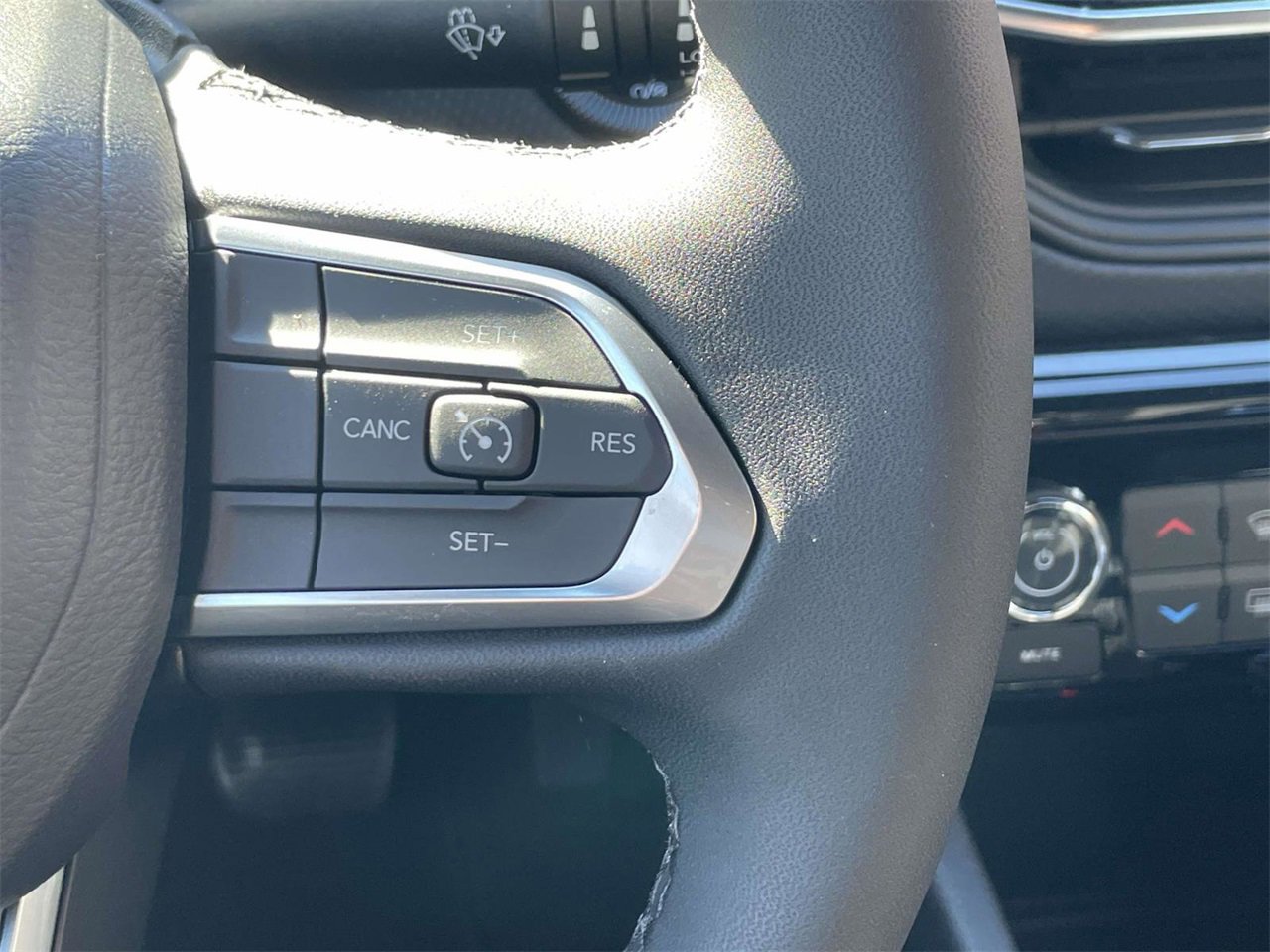 New 2026 Jeep Compass Latitude image 15