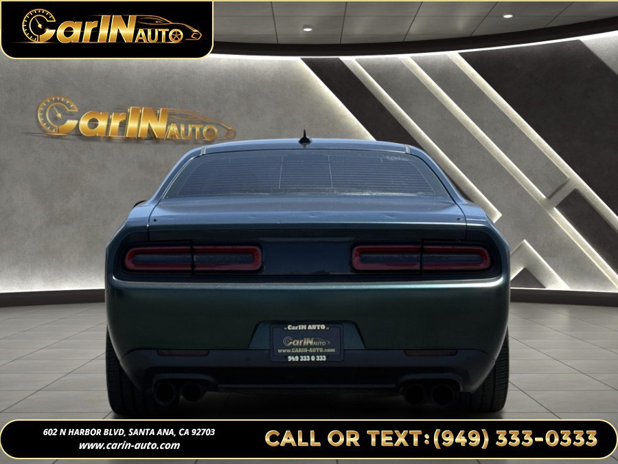 Used 2016 Dodge Challenger R/T Scat Pack RWD image 6
