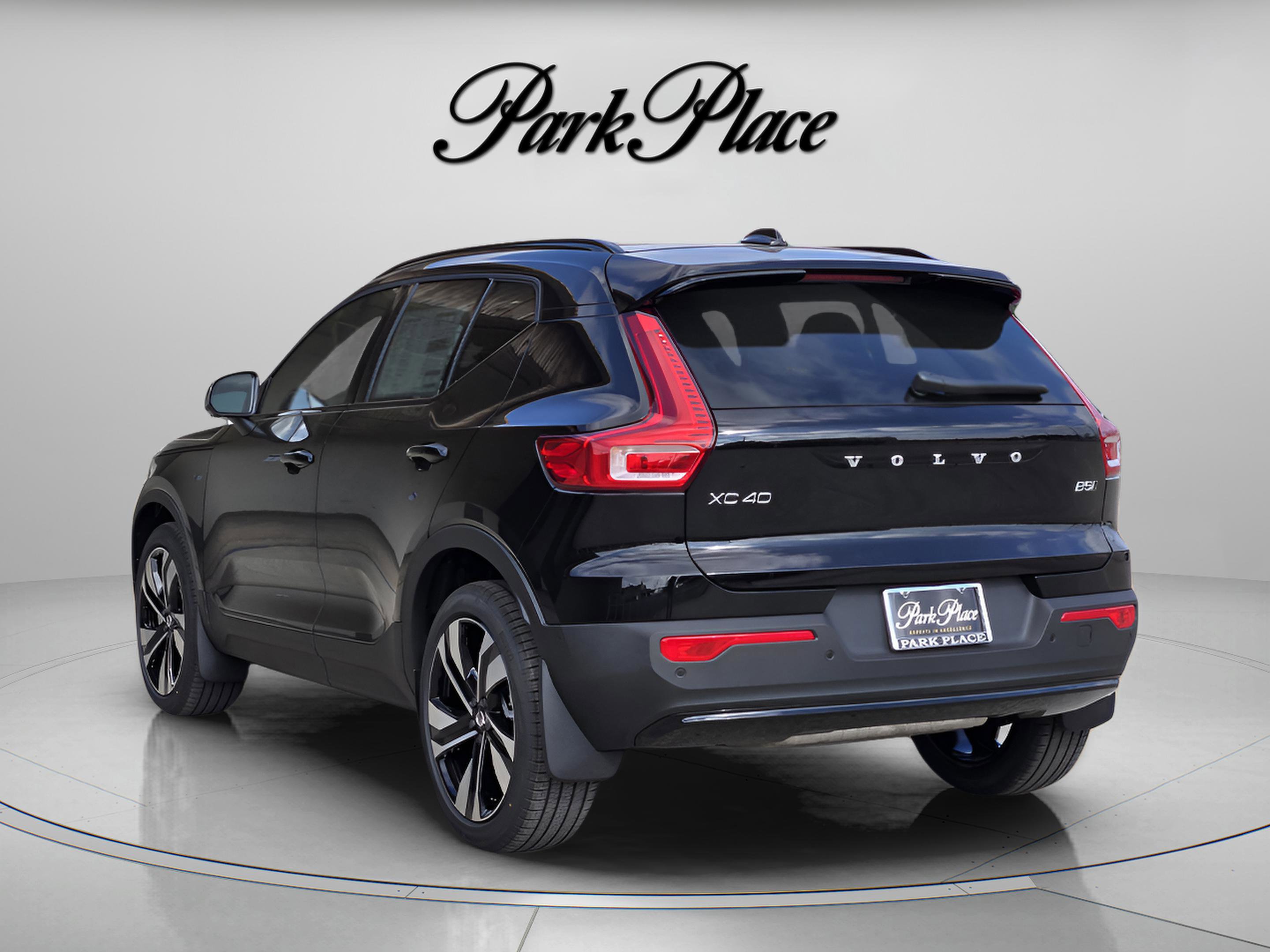 New 2026 Volvo XC40 B5 Ultra w/ Protection Package Premier AWD/4WD image 3