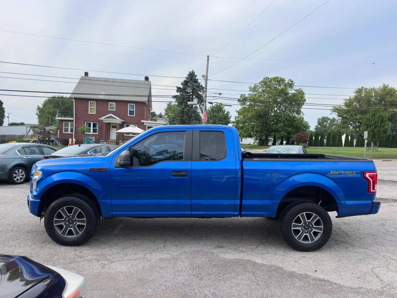 Used 2015 Ford F150 XL w/ Equipment Group 101A Mid AWD/4WD image 5