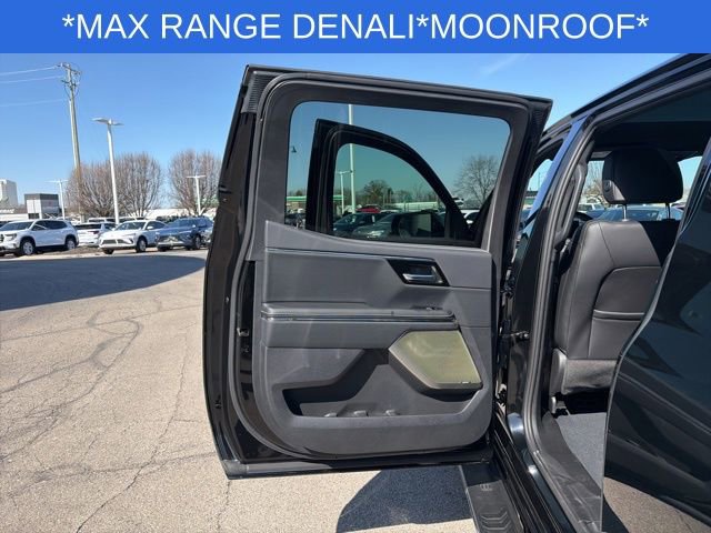 Used 2025 GMC Sierra EV Denali image 27