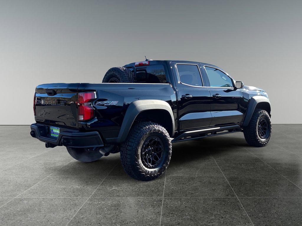 Used 2024 Chevrolet Colorado ZR2 w/ ZR2 Bison Edition image 7