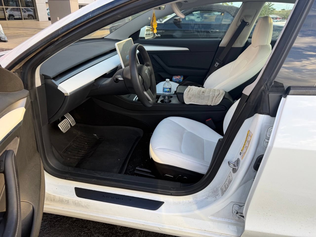 Used 2023 Tesla Model 3 Performance AWD/4WD image 9