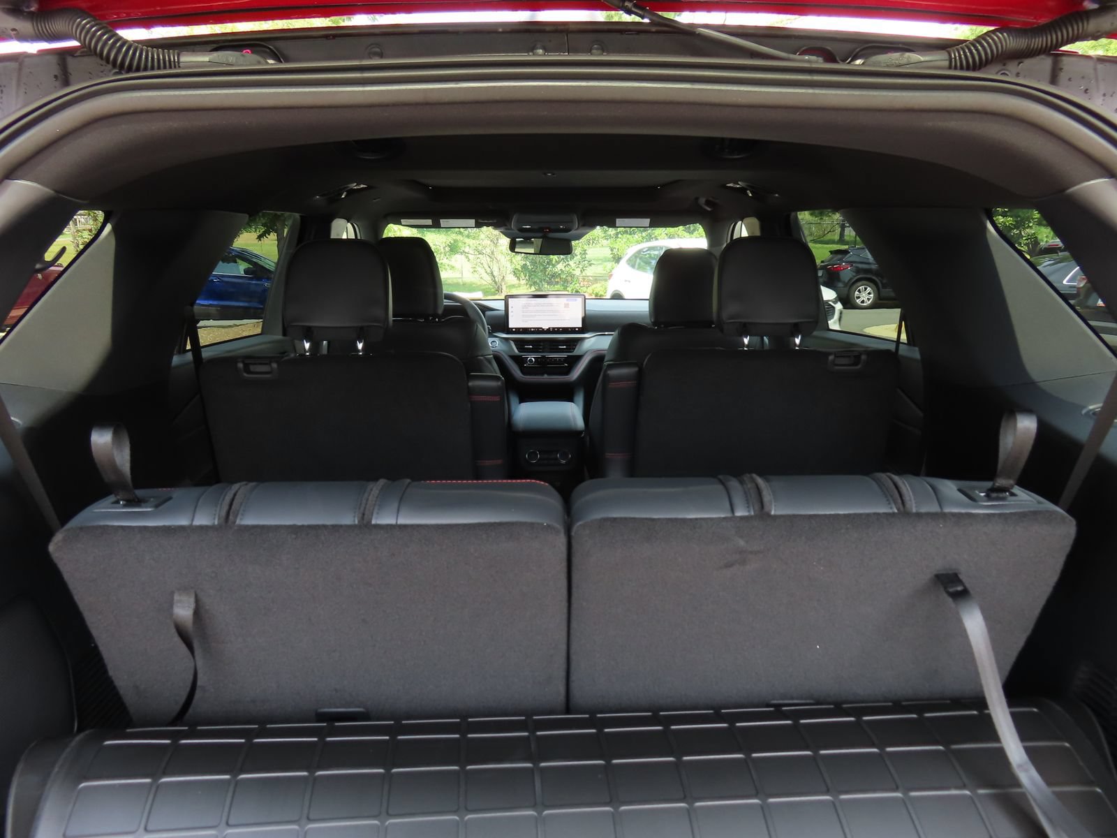 Used 2025 Ford Explorer ST-Line w/ Premium Package AWD/4WD image 43