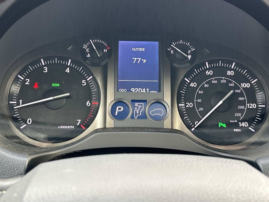 Used 2018 Lexus GX 460 Premium w/ Premium Package AWD/4WD image 29