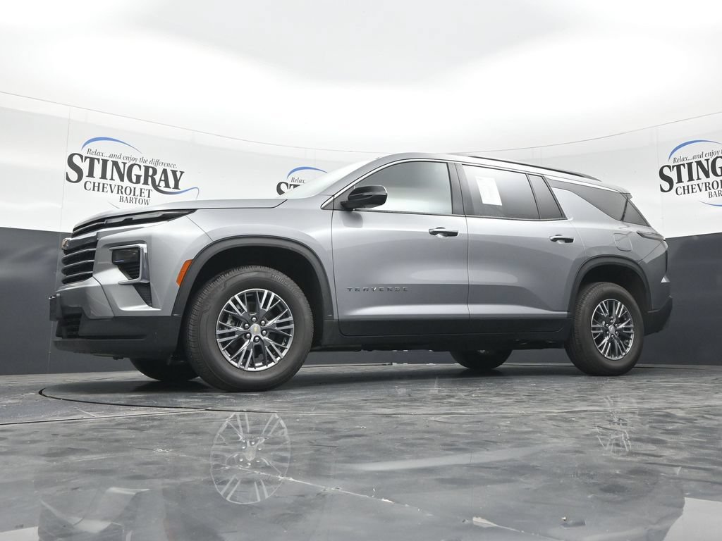 Used 2026 Chevrolet Traverse LT FWD image 31