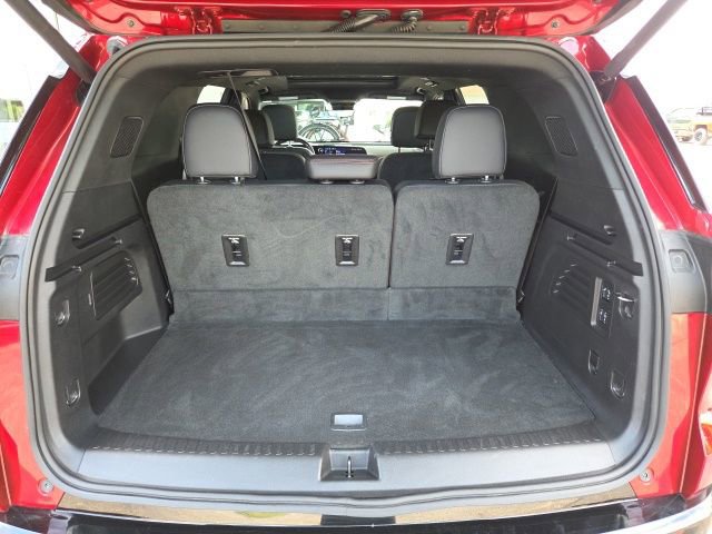 Used 2026 Chevrolet Traverse RS AWD/4WD image 28