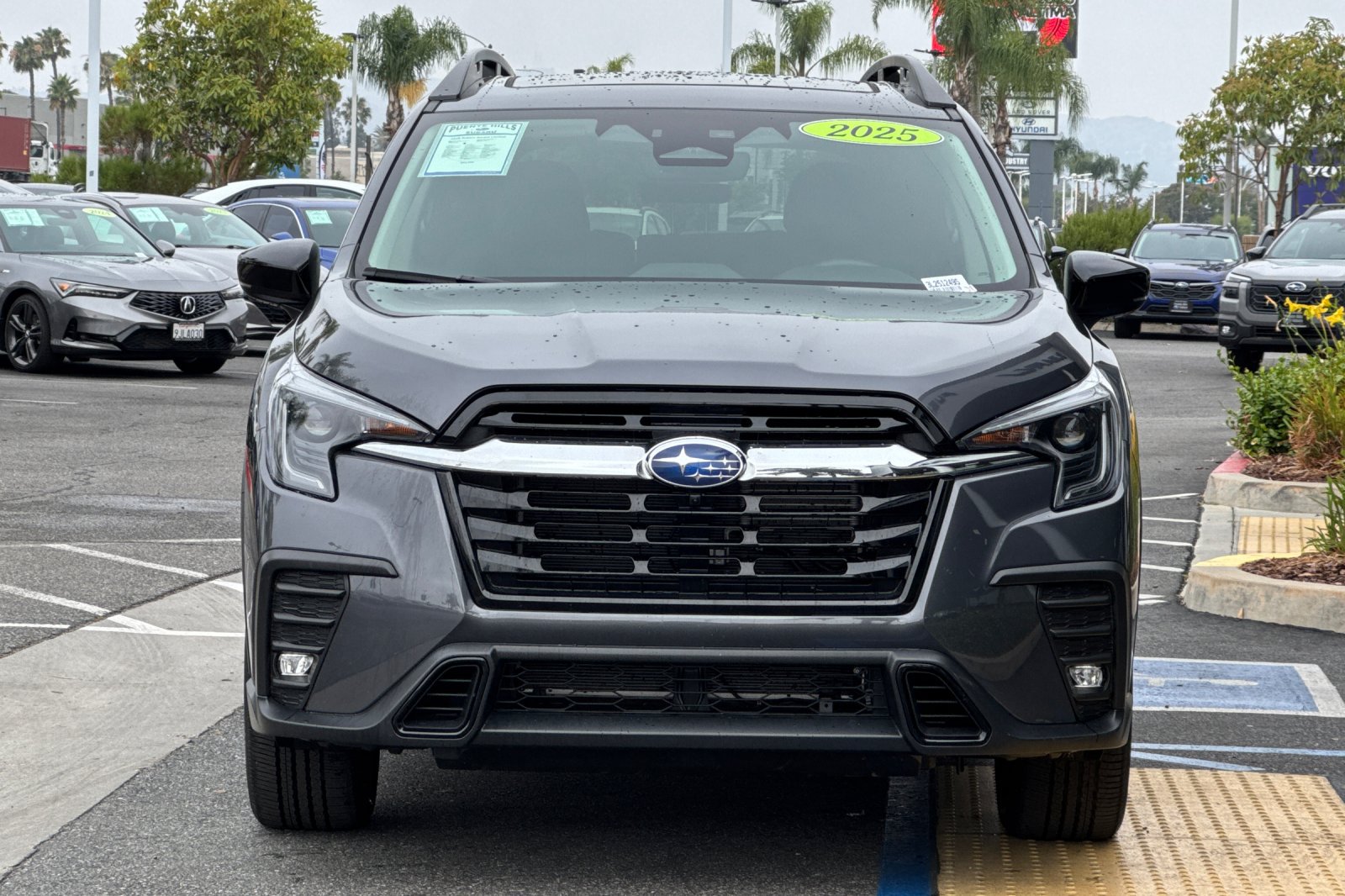 Used 2025 Subaru Ascent Limited AWD/4WD image 9