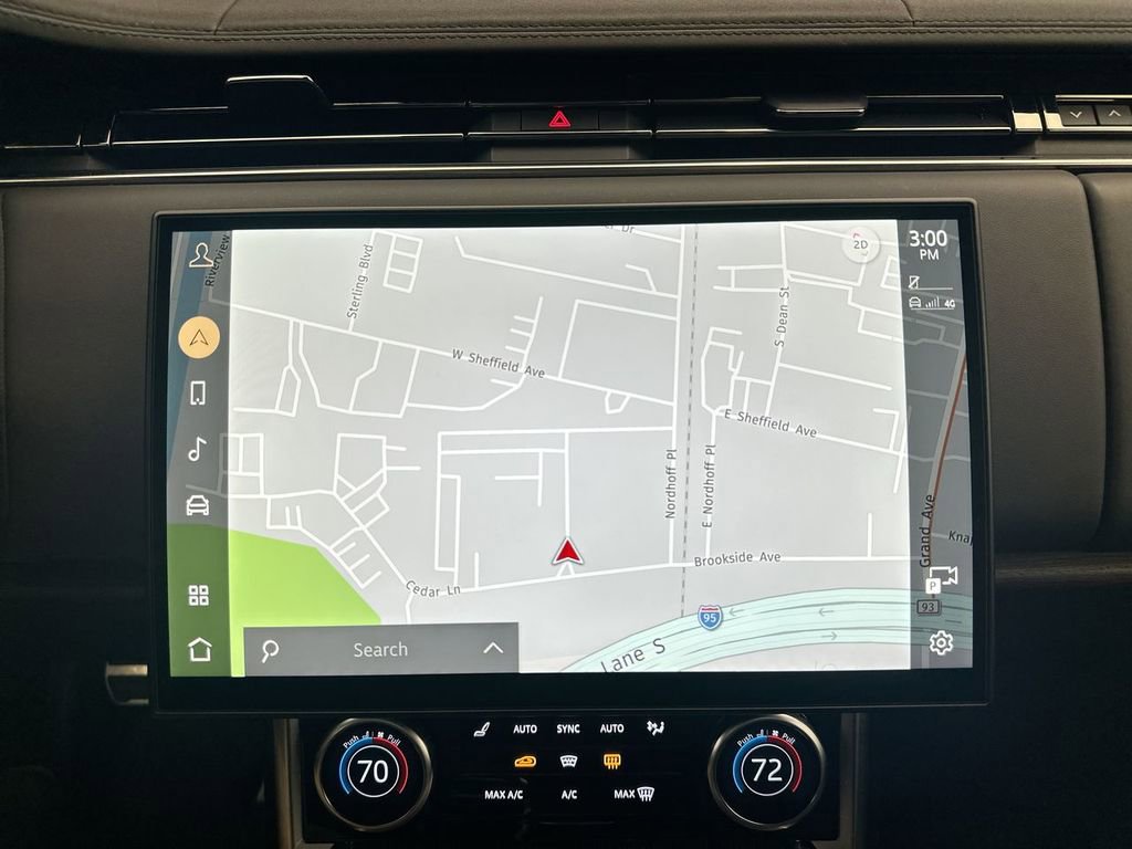 Certified 2023 Land Rover Range Rover SE image 29