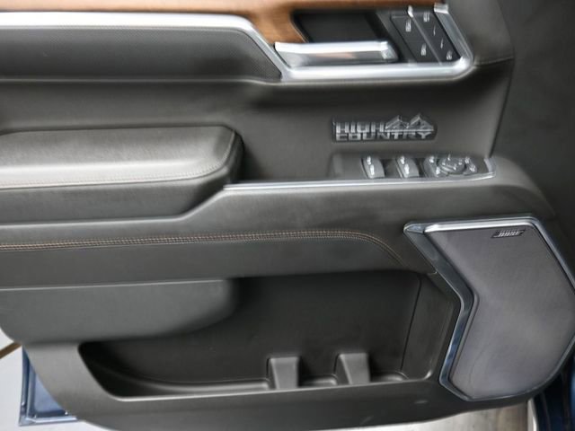 Used 2022 Chevrolet Silverado 1500 High Country AWD/4WD image 13