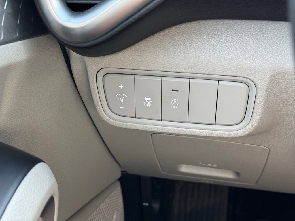 Used 2024 Kia Soul LX w/ Option Group 015 image 30