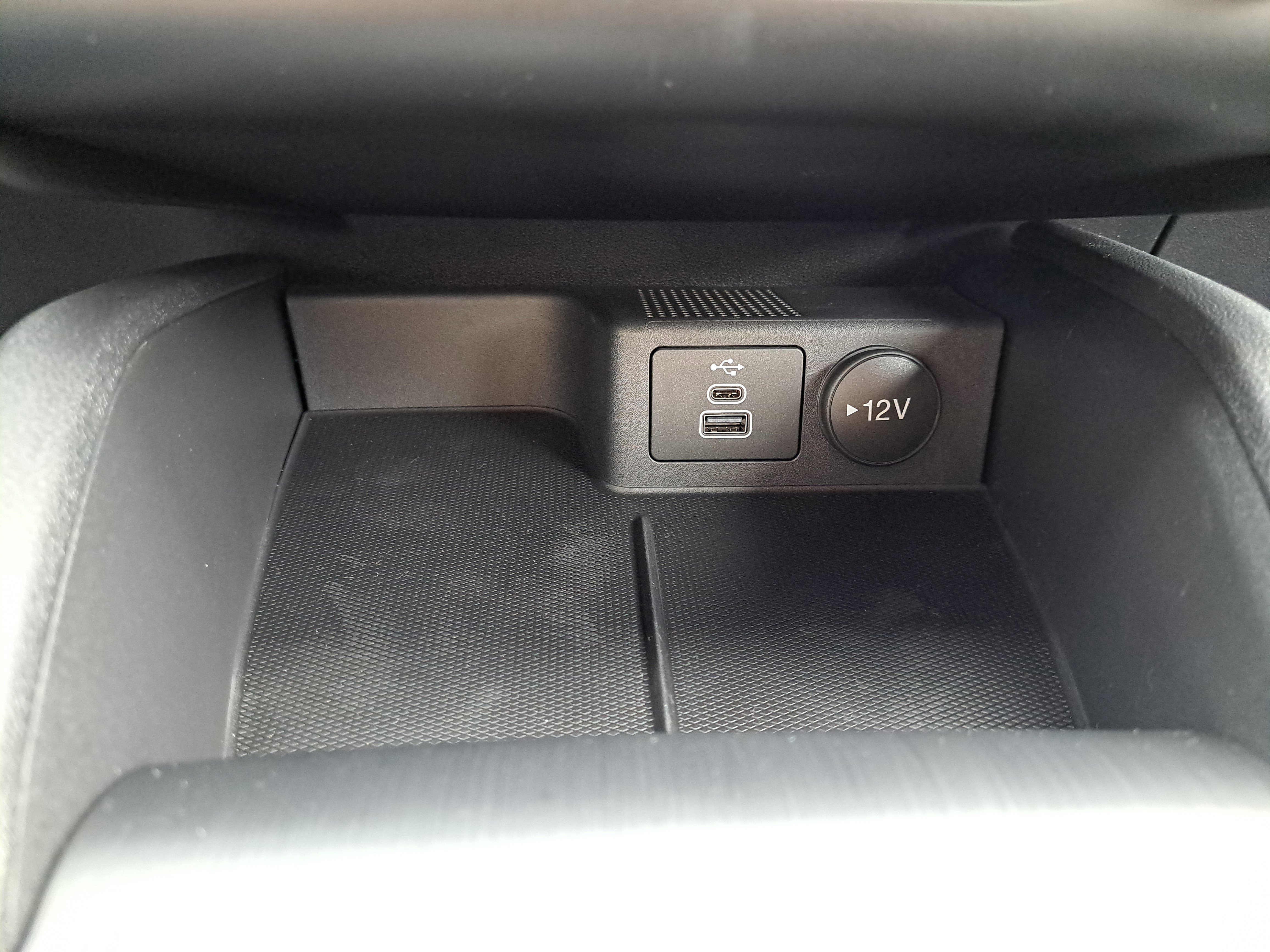 New 2025 Ford Escape ST-Line image 29