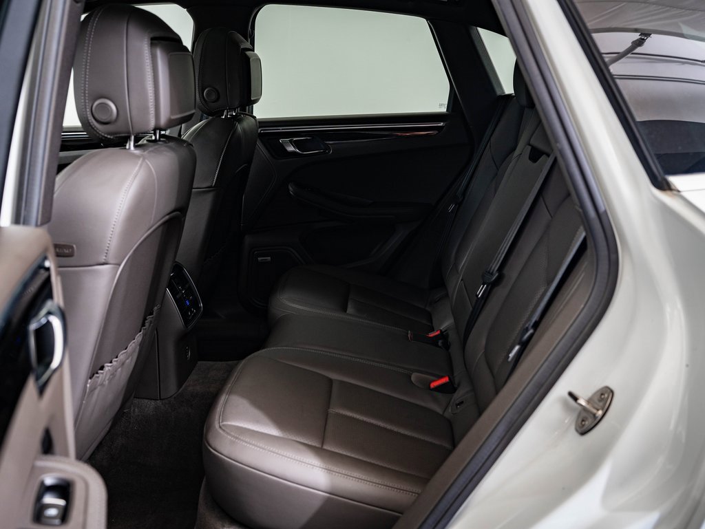 Used 2019 Porsche Macan S image 45
