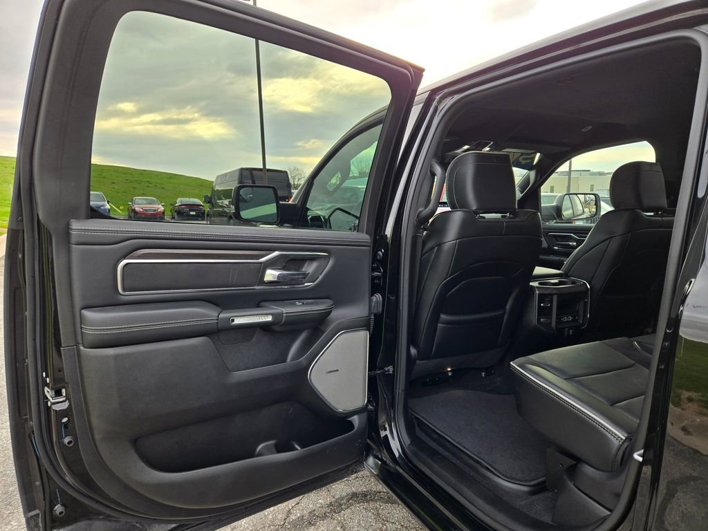 Used 2025 RAM 1500 Laramie w/ Night Edition AWD/4WD image 30
