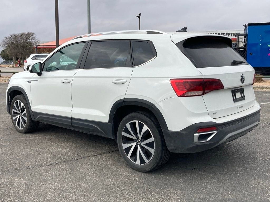 Used 2024 Volkswagen Taos SE FWD image 6