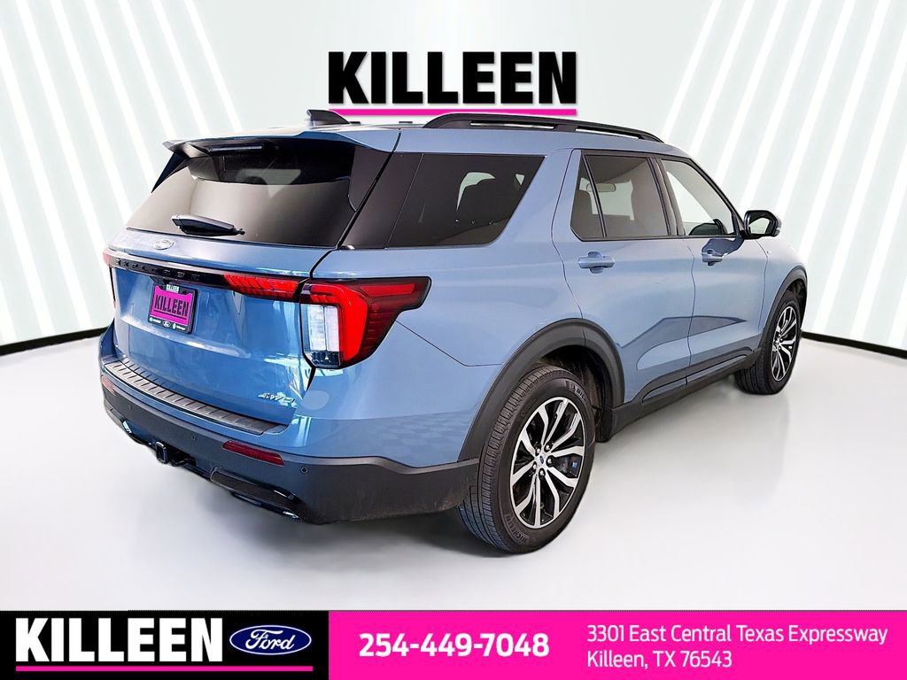 Used 2025 Ford Explorer ST-Line image 8