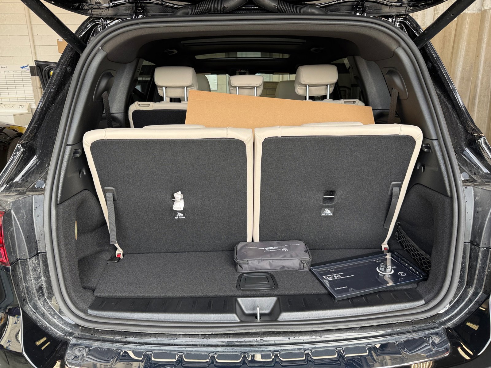 Used 2026 Mercedes-Benz GLB 250 4MATIC image 34