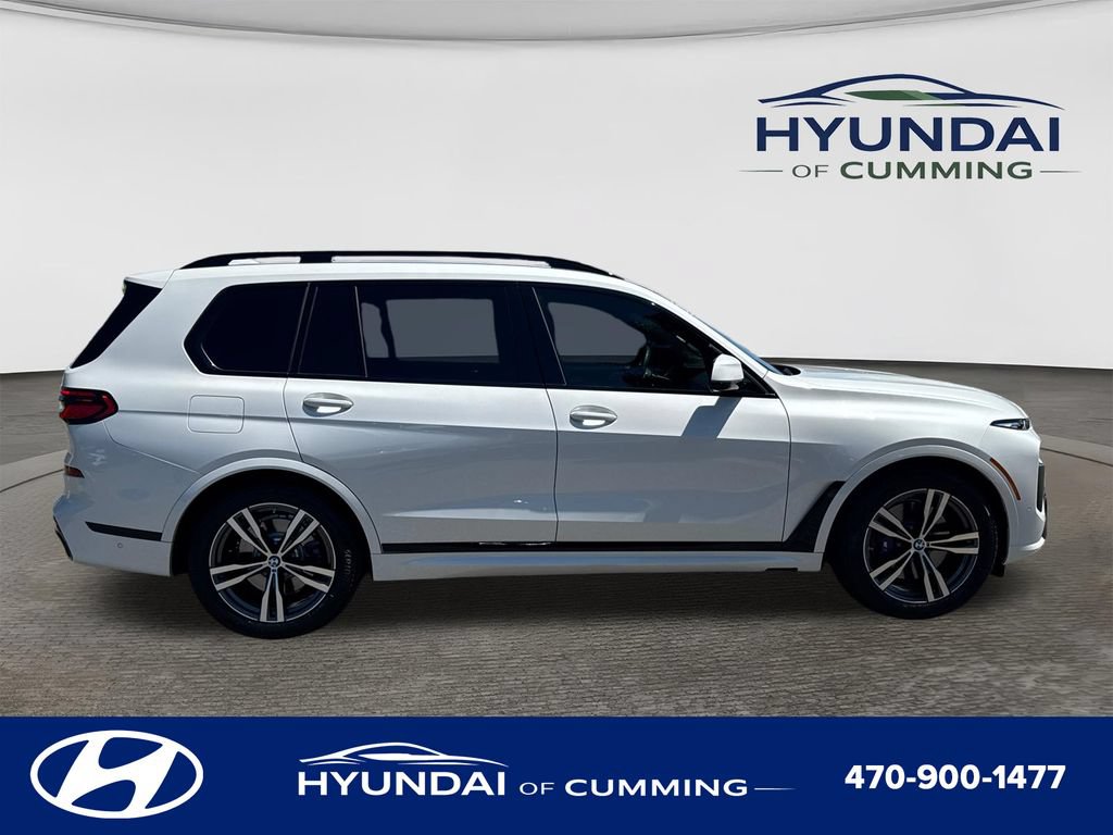 Used 2026 BMW X7 xDrive40i w/ M Sport Package AWD/4WD image 9