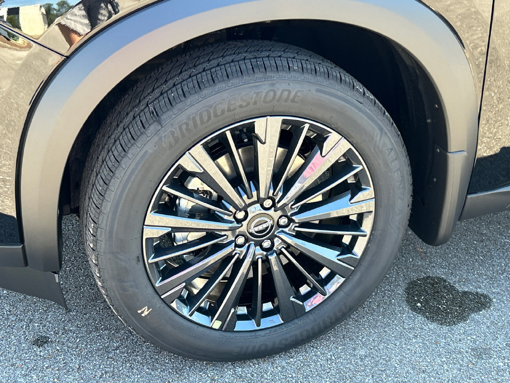 New 2026 Nissan Pathfinder SL w/ SL Premium Package FWD image 12