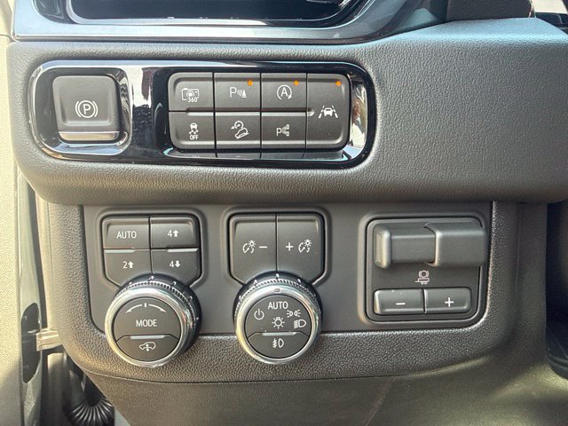 New 2027 GMC Yukon AT4 w/ AT4 Premium Plus Package AWD/4WD image 12