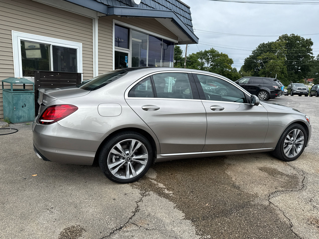 Used 2020 Mercedes-Benz C 300 4MATIC Sedan w/ Premium Package image 5