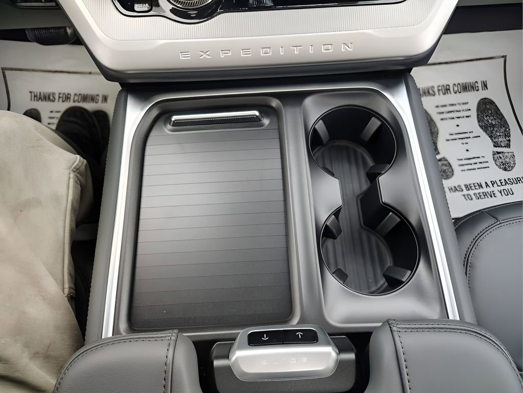 New 2026 Ford Expedition Max Active image 24