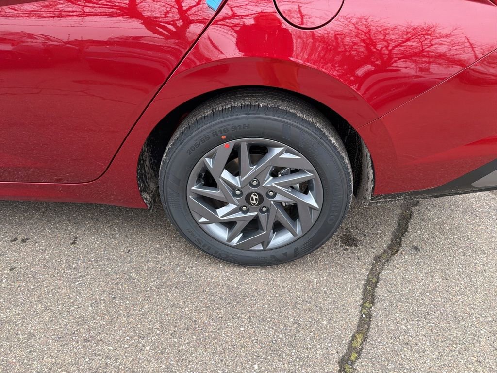 New 2026 Hyundai Elantra Blue image 13