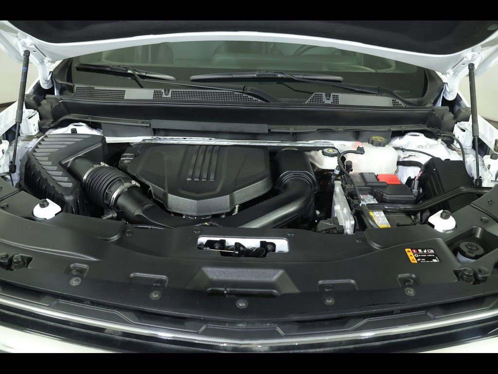 Used 2025 Chevrolet Traverse LT AWD/4WD image 19