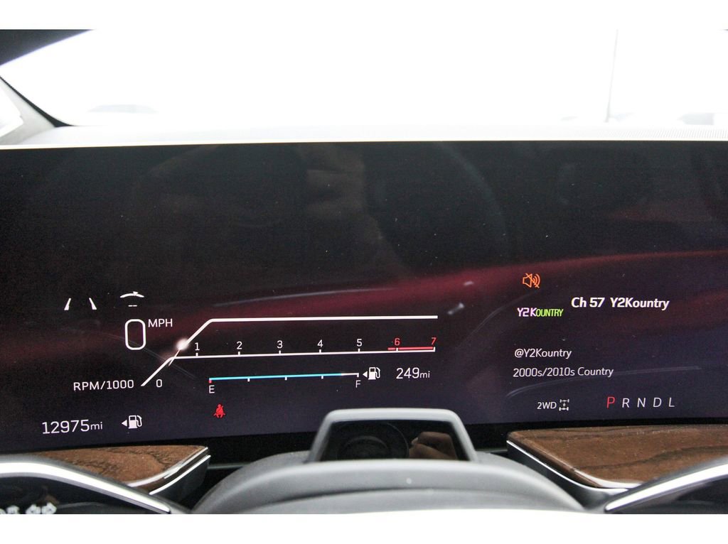 Certified 2025 Cadillac Escalade ESV Sport Platinum image 8