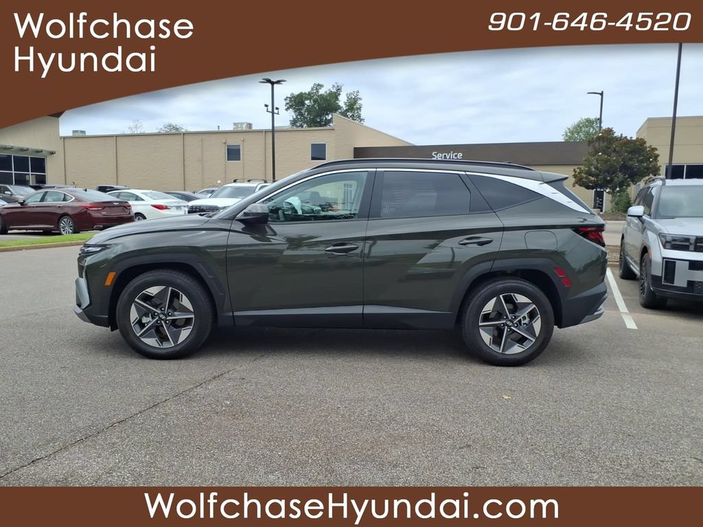 Certified 2026 Hyundai Tucson SEL Plus FWD image 2