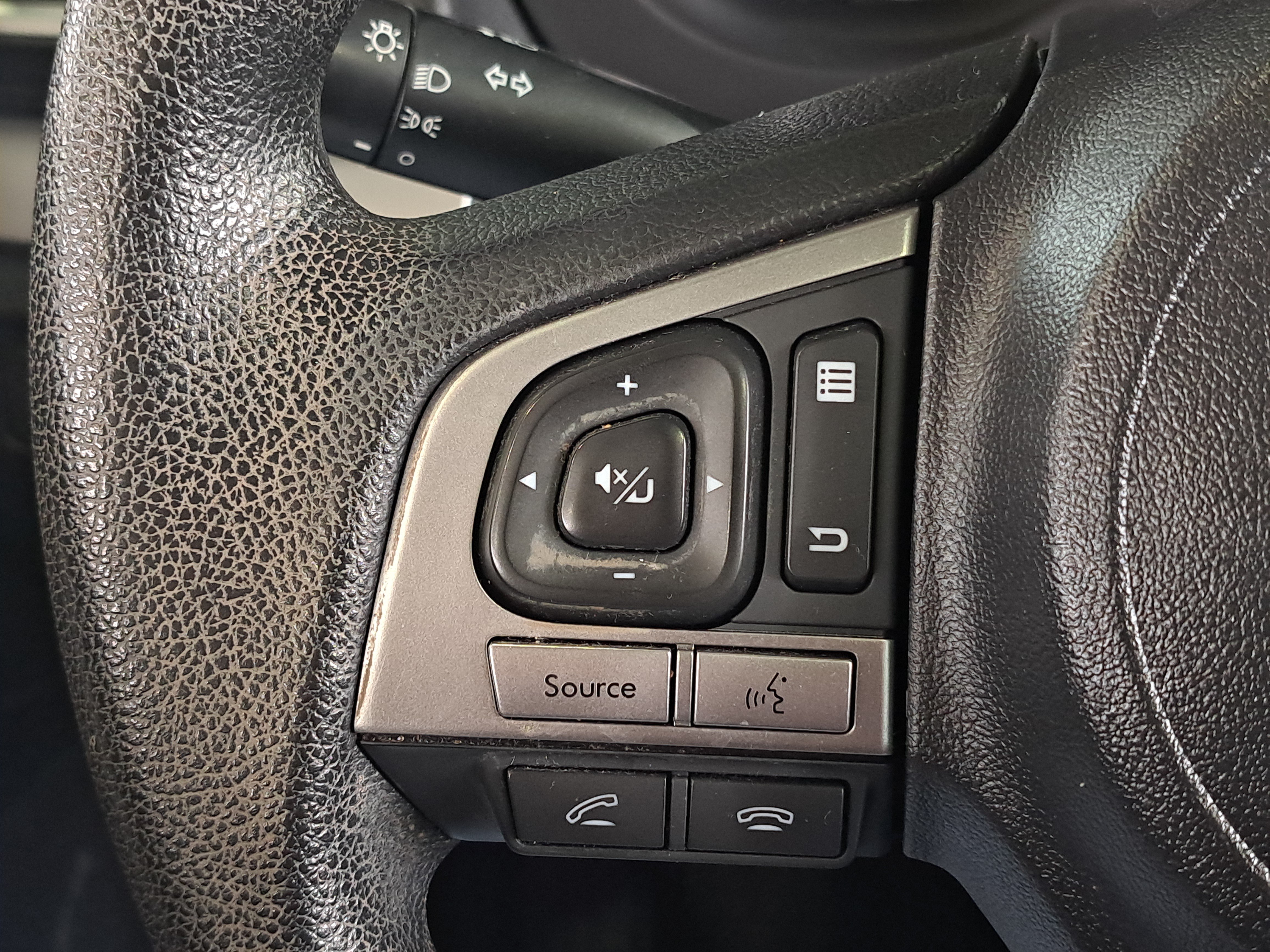 Used 2018 Subaru Forester 2.5i Premium w/ All-Weather Package AWD/4WD image 24