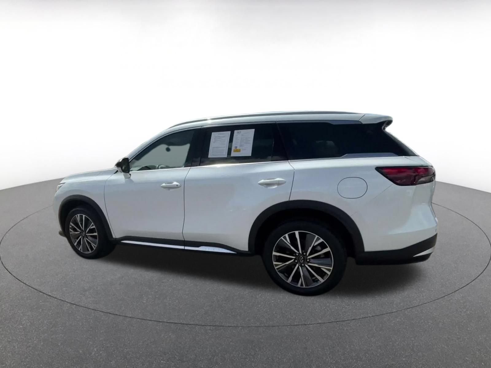 Used 2026 INFINITI QX60 Luxe AWD/4WD image 9