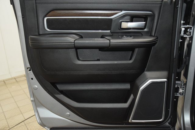 Used 2024 RAM 3500 Laramie image 52