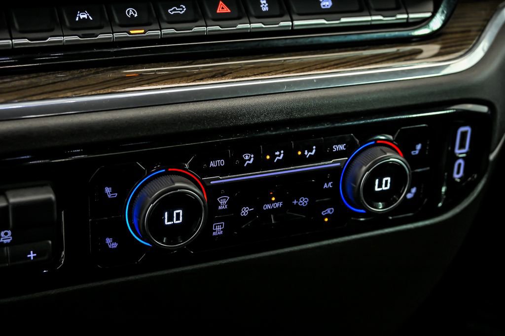 Used 2025 Chevrolet Silverado 1500 LT image 23